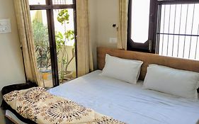 Mye Home Stay - Near Golden Temple